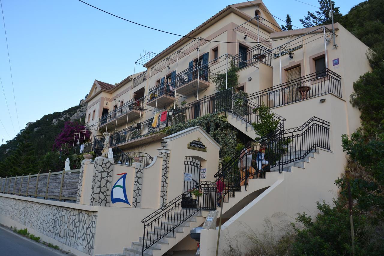 Aristotelis Apartments Frikes Екстер'єр фото