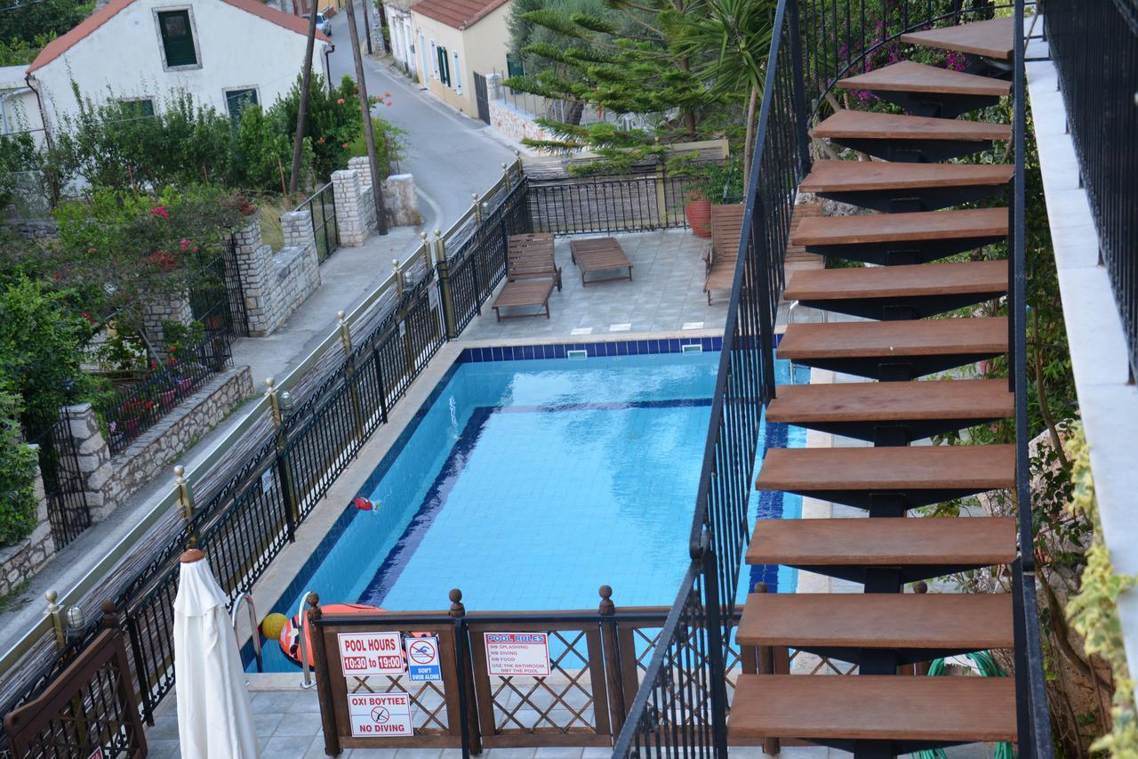 Aristotelis Apartments Frikes Екстер'єр фото